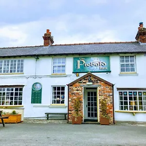 the-piebald-inn.yorkshirehotels.net/